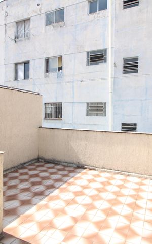 Casa à venda com 95m², 2 quartos e 2 vagasVaranda