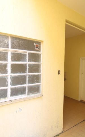 Casa à venda com 95m², 2 quartos e 2 vagasEdícula