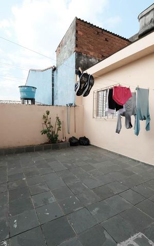 Casa à venda com 260m², 4 quartos e 2 vagasÁrea externa