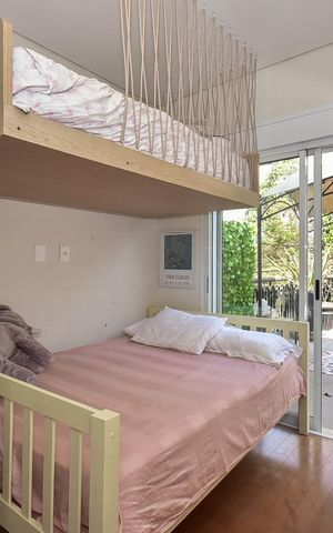 Casa de condomínio à venda com 300m², 4 quartos e 3 vagasQuarto 2