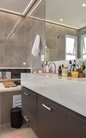 Casa de condomínio à venda com 300m², 4 quartos e 3 vagasBanheiro Suíte
