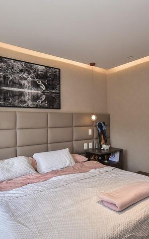 Casa de condomínio à venda com 300m², 4 quartos e 3 vagasSuíte