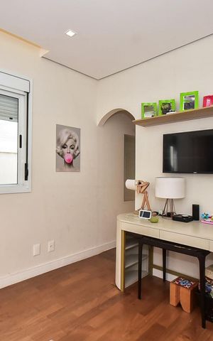 Casa de condomínio à venda com 300m², 4 quartos e 3 vagasVaranda do Quarto 2