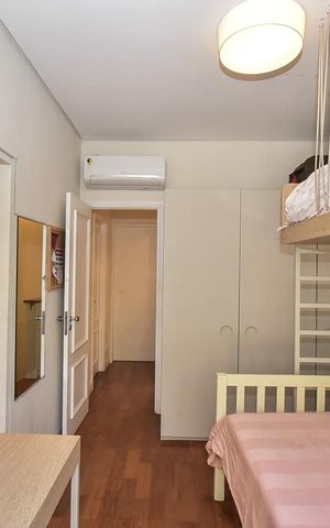 Casa de condomínio à venda com 300m², 4 quartos e 3 vagasQuarto 2