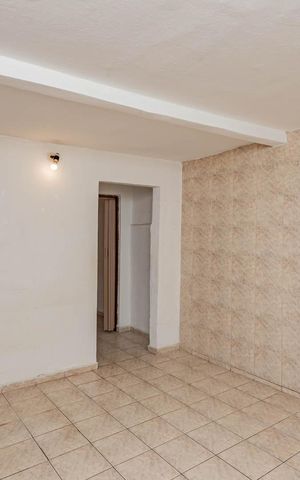 Casa à venda com 206m², 1 quarto e 1 vagaSala