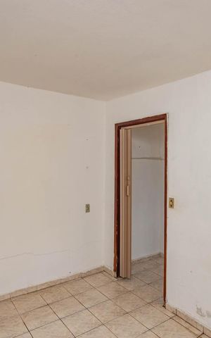 Casa à venda com 206m², 1 quarto e 1 vagaQuarto