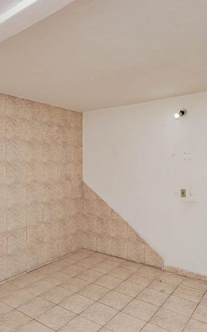 Casa à venda com 206m², 1 quarto e 1 vagaSala
