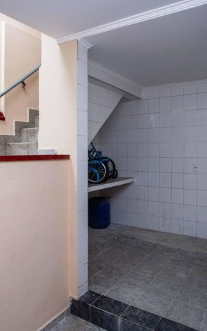 Casa à venda com 320m², 3 quartos e 2 vagasÁrea de Serviço