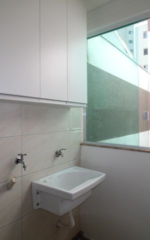 Apartamento à venda com 29m², 1 quarto e sem vagaÁrea de Serviço