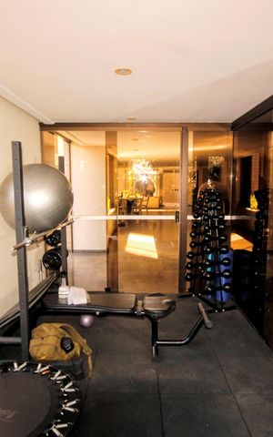 Apartamento à venda com 315m², 4 quartos e 4 vagasAcademia