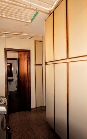 Apartamento à venda com 315m², 4 quartos e 4 vagasÁrea de Serviço
