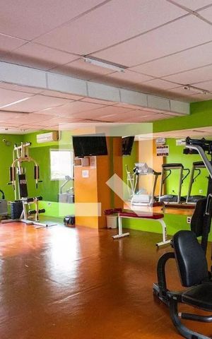 Apartamento à venda com 127m², 3 quartos e 3 vagas Apartamento à venda com 127m², 3 quartos e 3 vagasÁrea comum - Academia
