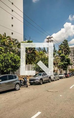 Apartamento à venda com 127m², 3 quartos e 3 vagas Apartamento à venda com 127m², 3 quartos e 3 vagasFachada