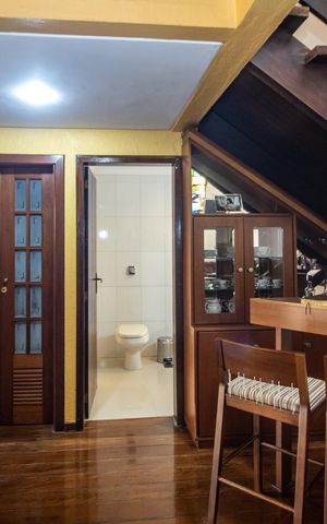 Casa à venda com 260m², 3 quartos e 3 vagas Casa à venda com 260m², 3 quartos e 3 vagasSala 2
