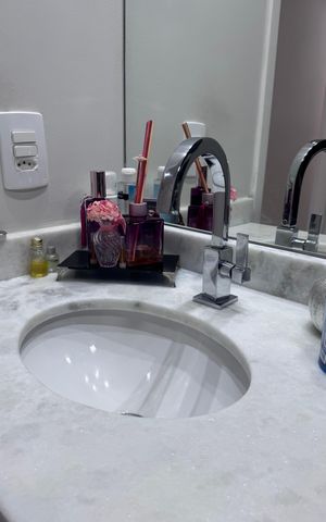 Apartamento à venda com 57m², 2 quartos e 2 vagas Apartamento à venda com 57m², 2 quartos e 2 vagasBanheiro