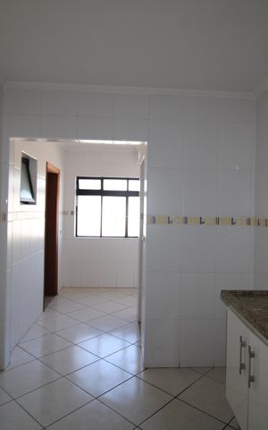 Apartamento à venda com 90m², 3 quartos e 2 vagasCozinha