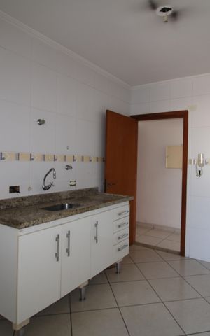 Apartamento à venda com 90m², 3 quartos e 2 vagasCozinha
