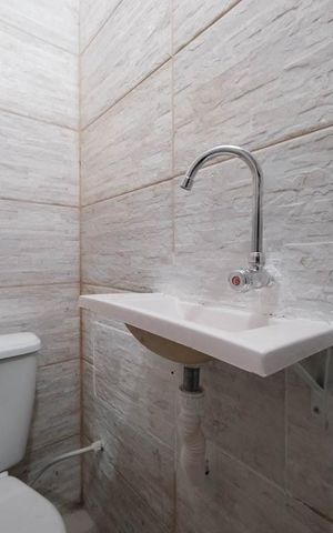 Casa à venda com 180m², 3 quartos e 4 vagasLavabo