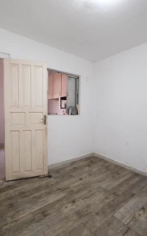 Casa à venda com 180m², 3 quartos e 4 vagasSuíte 3