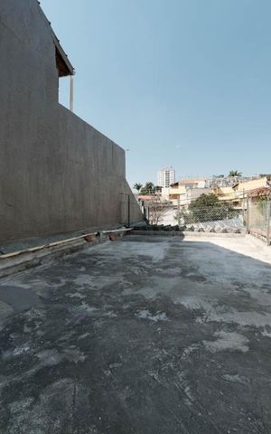 Casa à venda com 180m², 3 quartos e 4 vagasTerraço