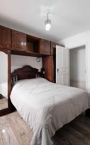 Casa à venda com 180m², 3 quartos e 4 vagasSuíte 1
