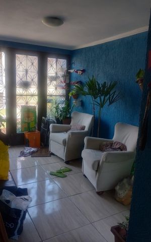 Casa à venda com 230m², 4 quartos e 1 vaga Casa à venda com 230m², 4 quartos e 1 vagaEntrada
