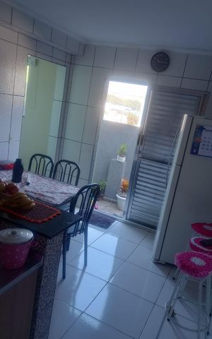 Casa à venda com 230m², 4 quartos e 1 vaga Casa à venda com 230m², 4 quartos e 1 vagaCozinha