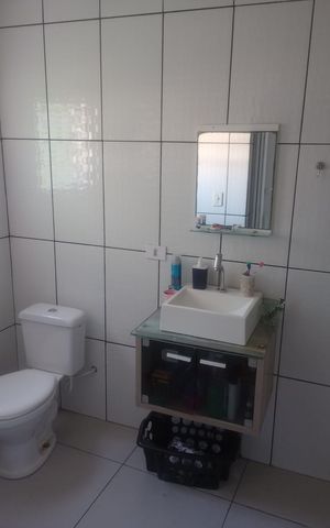Casa à venda com 230m², 4 quartos e 1 vaga Casa à venda com 230m², 4 quartos e 1 vagaBanheiro