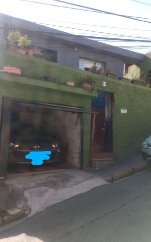 Casa à venda com 230m², 4 quartos e 1 vaga