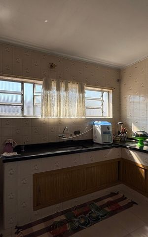 Casa à venda com 378m², 3 quartos e 11 vagas Casa à venda com 378m², 3 quartos e 11 vagasCozinha