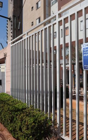 Apartamento para alugar com 48m², 2 quartos e 1 vagaFachada - Placa