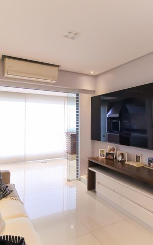 Apartamento à venda com 79m², 2 quartos e 2 vagasSala