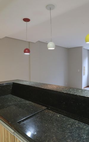 Apartamento à venda com 80m², 2 quartos e 1 vagaCozinha - Armários