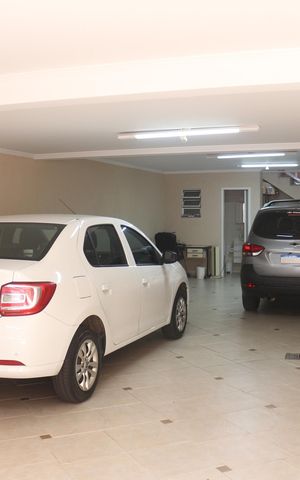 Casa à venda com 296m², 3 quartos e 6 vagasGaragem