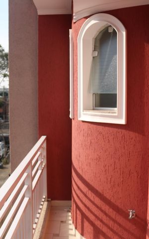 Casa à venda com 296m², 3 quartos e 6 vagasSacada