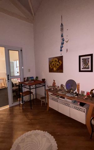 Casa à venda com 432m², 1 quarto e sem vaga Casa à venda com 432m², 1 quarto e sem vagaSala
