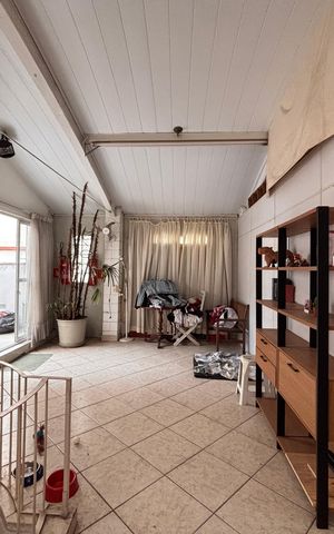 Casa à venda com 432m², 1 quarto e sem vaga Casa à venda com 432m², 1 quarto e sem vagaÁrea Gourmet