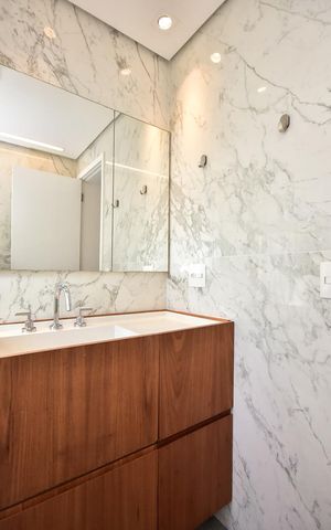 Apartamento à venda com 148m², 3 quartos e 3 vagasBanheiro da Suíte 2