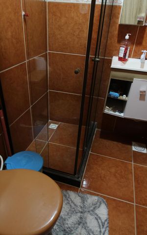 Casa de condomínio para alugar com 100m², 3 quartos e 3 vagasBanheiro Social 1