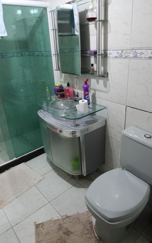 Casa de condomínio para alugar com 100m², 3 quartos e 3 vagasBanheiro Social 2