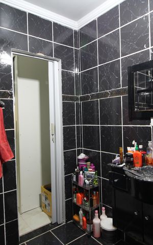 Casa de condomínio para alugar com 100m², 3 quartos e 3 vagasQuarto 3 - Banheiro