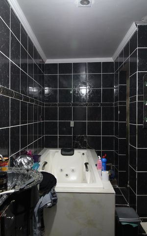 Casa de condomínio para alugar com 100m², 3 quartos e 3 vagasQuarto 3 - Banheiro