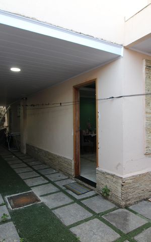 Casa de condomínio para alugar com 100m², 3 quartos e 3 vagasFrente
