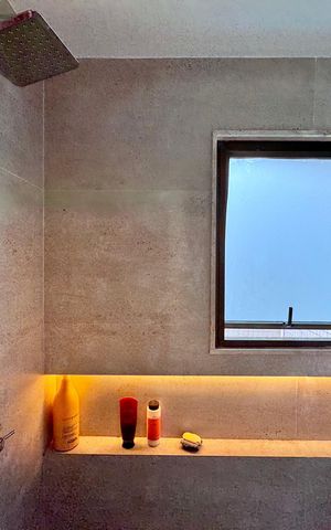 Apartamento à venda com 220m², 4 quartos e 4 vagas Apartamento à venda com 220m², 4 quartos e 4 vagasSuíte 1 Master - Banheiro