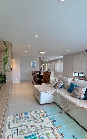 Apartamento à venda com 220m², 4 quartos e 4 vagas Apartamento à venda com 220m², 4 quartos e 4 vagasSala