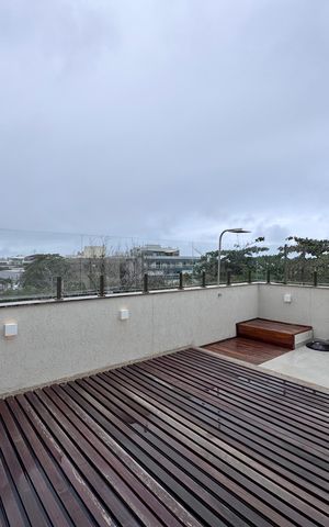 Apartamento à venda com 220m², 4 quartos e 4 vagas Apartamento à venda com 220m², 4 quartos e 4 vagasVaranda Sala