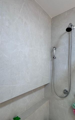 Apartamento à venda com 220m², 4 quartos e 4 vagas Apartamento à venda com 220m², 4 quartos e 4 vagasSuíte 2 - Banheiro