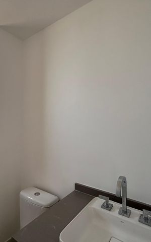 Apartamento à venda com 82m², 2 quartos e 1 vagaBanheiro da Suíte 2