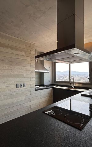 Apartamento à venda com 82m², 2 quartos e 1 vagaÁrea comum