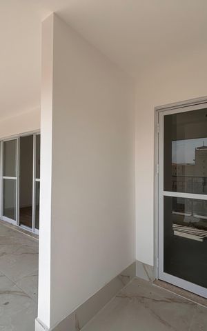 Apartamento à venda com 82m², 2 quartos e 1 vagaÁrea de Serviço